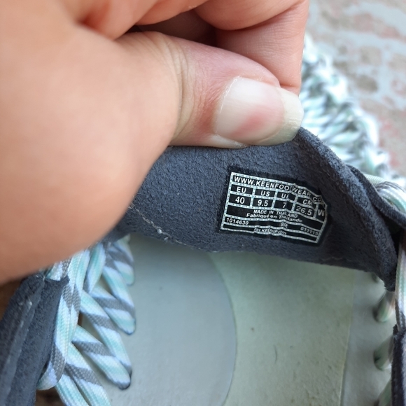 Keen uneek sandals shoes size 9.5 - Picture 4 of 6